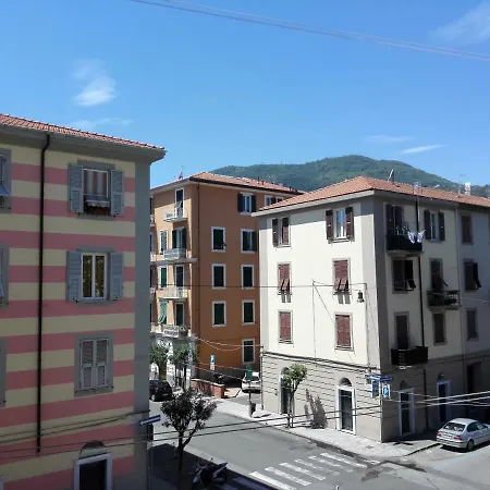 Comodita Citta-mare Cinque Terre 公寓 *